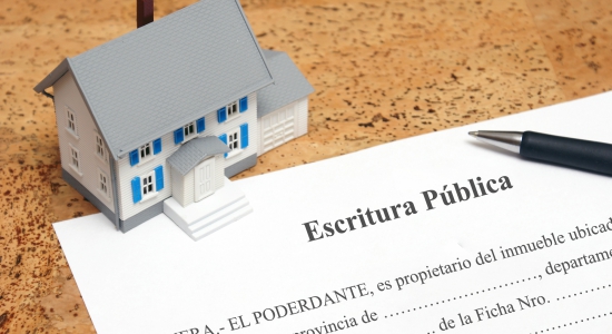 Servicios de Titulos de Propiedad Visalia